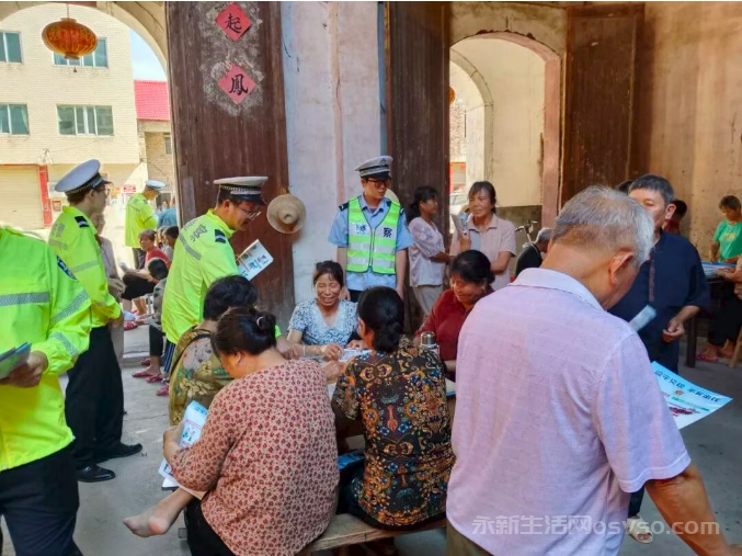 县交管大队与教体局联合开展开学季二三轮车骑行安全宣传教育活动​