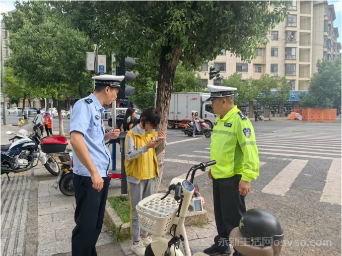 县交管大队与教体局联合开展开学季二三轮车骑行安全宣传教育活动​