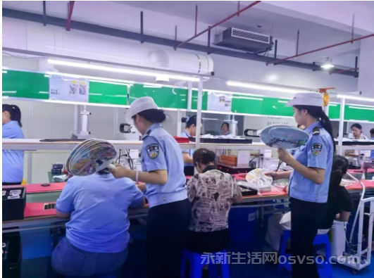 永新交警大队深入企业发放和张贴反光标识3000余份