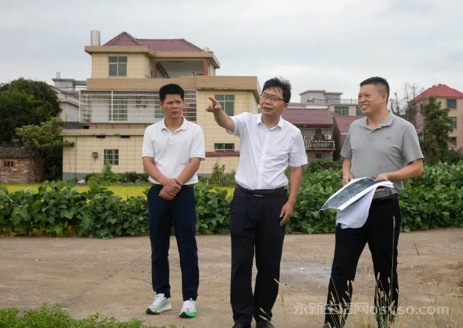永新县委书记郑军平：深入乡镇调研推动乡村全面振兴
