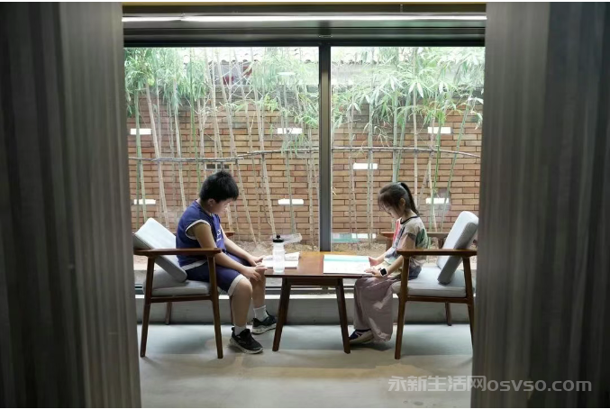 永新：农村书房变身夏日“文化避暑胜地”图3