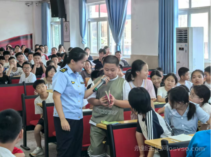 永新县文广旅局走进任弼时中学开展“扫黄打非进校园”活动