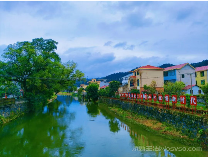 永新县作家协会开展“追寻红色足迹”主题采风活动